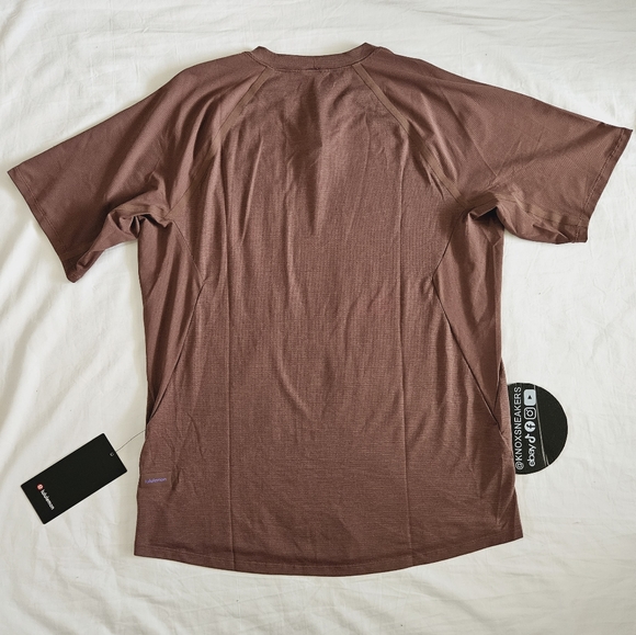 Lululemon Ventilated Hiking Short Sleeve Shirt DKOX Dark Oxide Brown Men’s M - Picture 4 of 6